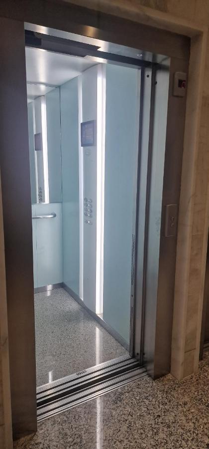 Estudio En Centro De Alicante Daire Dış mekan fotoğraf
